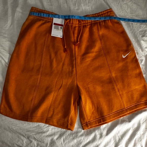 Nike Large High Rise loose NWT - Picture 2 of 5